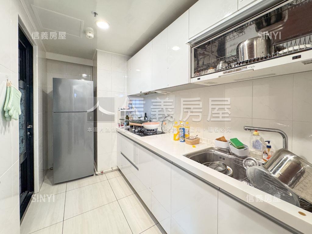 星都心視野三房雙車位房屋室內格局與周邊環境