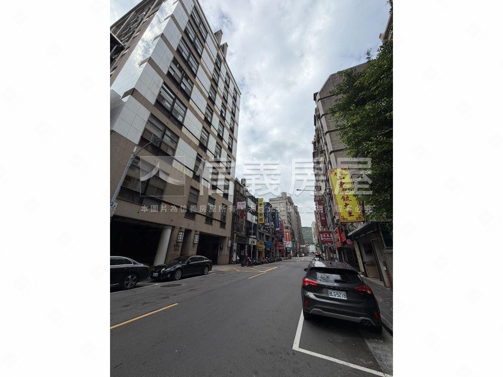 中山曜精品美屋房屋室內格局與周邊環境