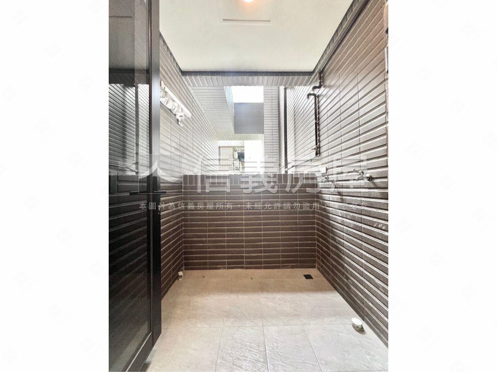 沙鹿視野捷運宅三房平車房屋室內格局與周邊環境