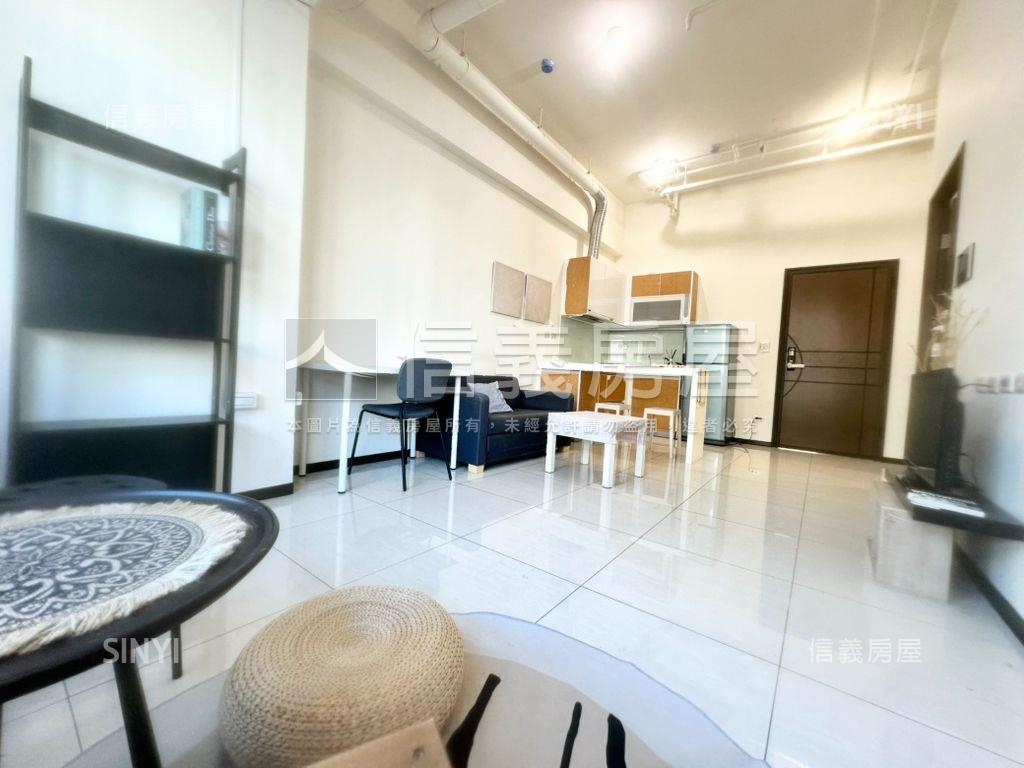 微笑之心精美一房附車位房屋室內格局與周邊環境