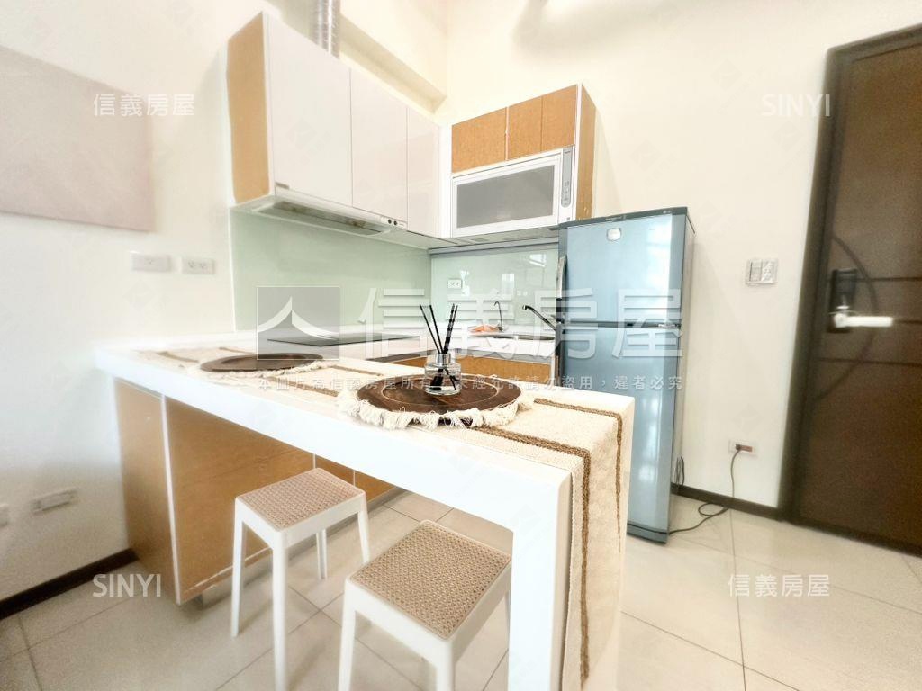 微笑之心精美一房附車位房屋室內格局與周邊環境