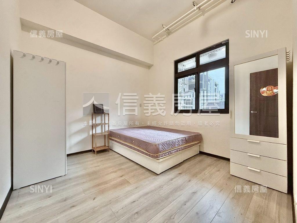 微笑之心精美一房附車位房屋室內格局與周邊環境