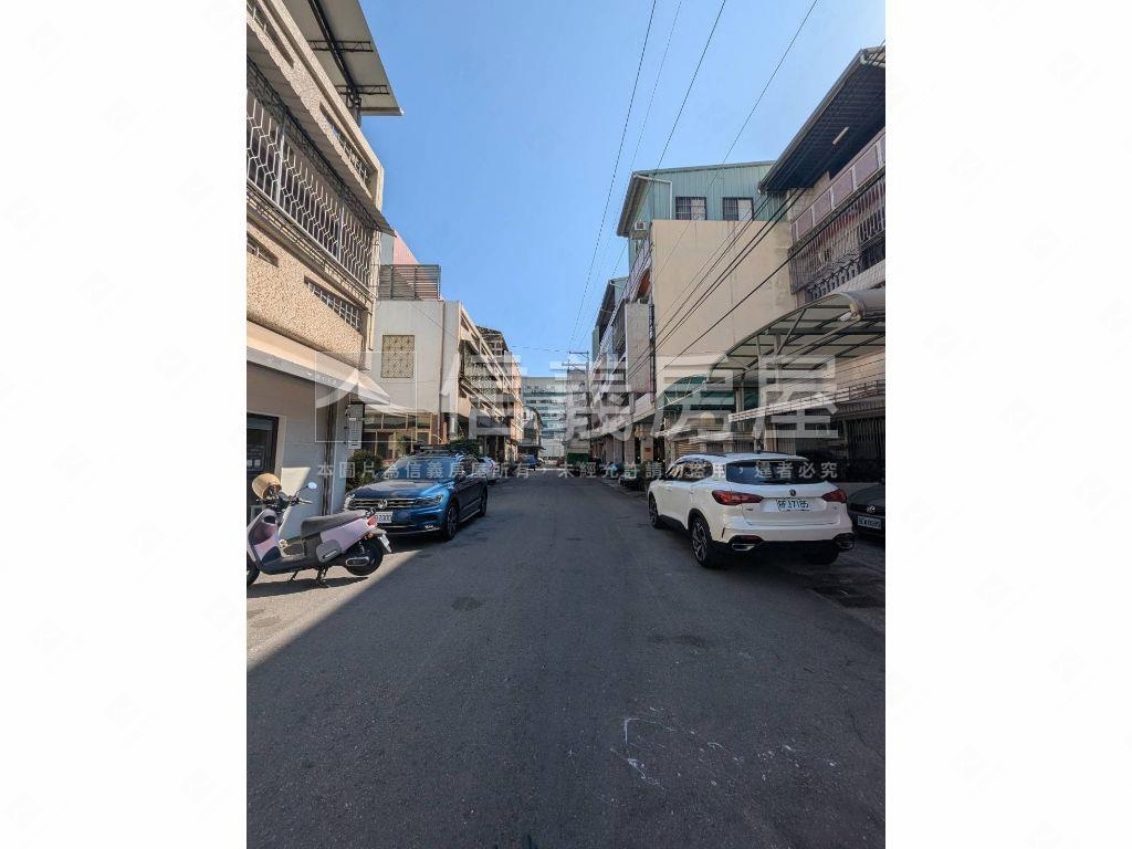 近大里高中活路透天房屋室內格局與周邊環境