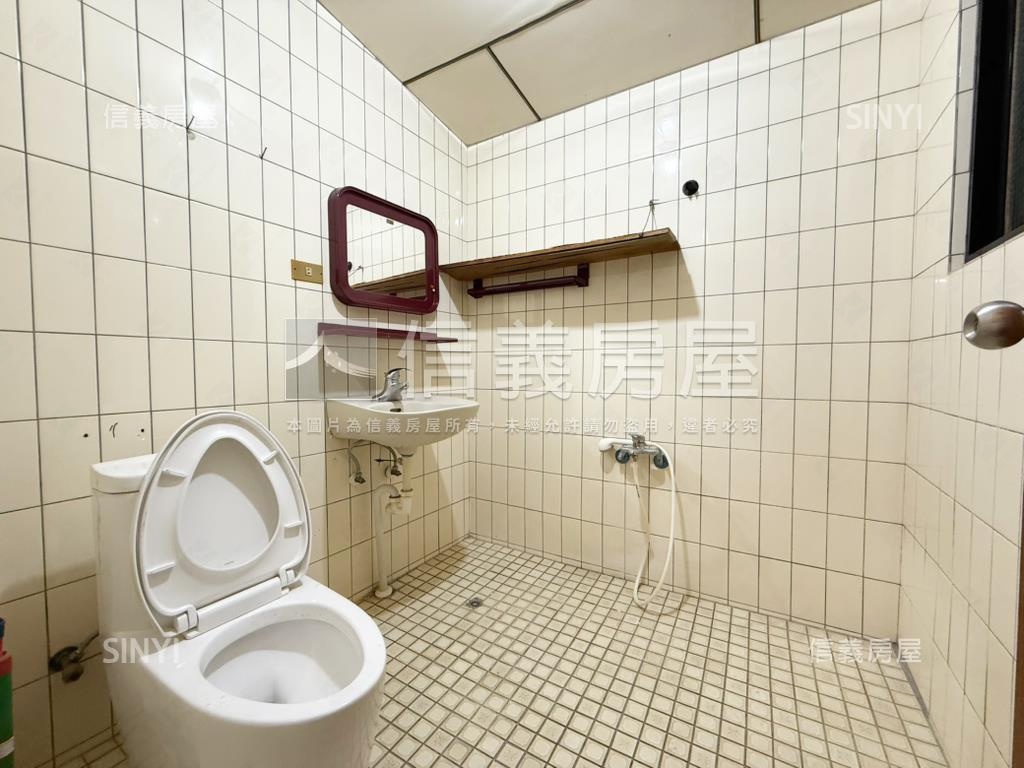天母高島屋旁面寬透天美宅房屋室內格局與周邊環境