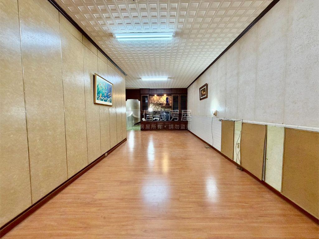鳳山龍山寺三民路正路金店房屋室內格局與周邊環境