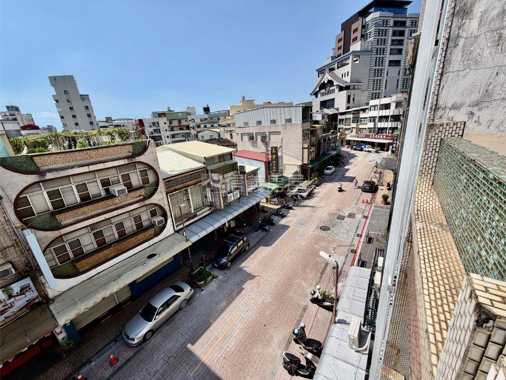 鳳山龍山寺三民路正路金店房屋室內格局與周邊環境