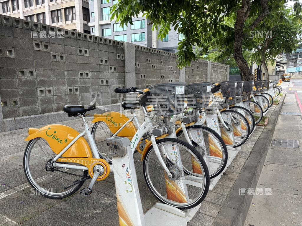邊間高樓景觀兩房稀有釋出房屋室內格局與周邊環境