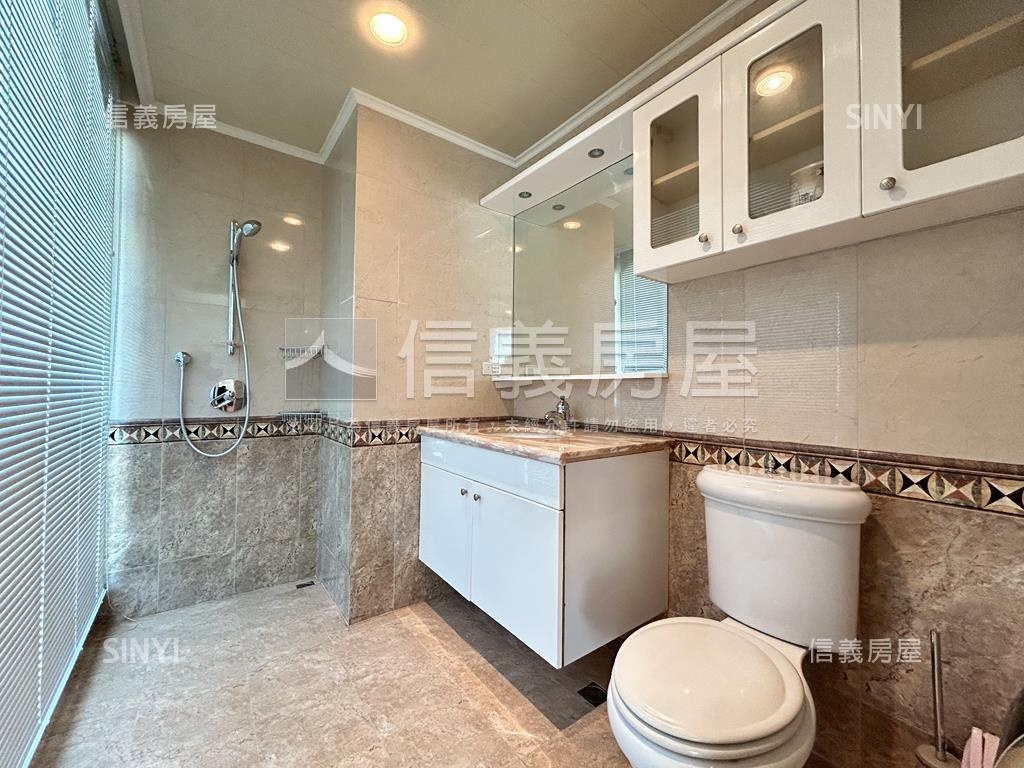 首府之巔．法式古典樓中樓房屋室內格局與周邊環境