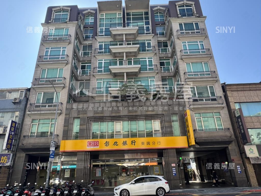 首府之巔．法式古典樓中樓房屋室內格局與周邊環境