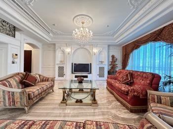 首府之巔．法式古典樓中樓