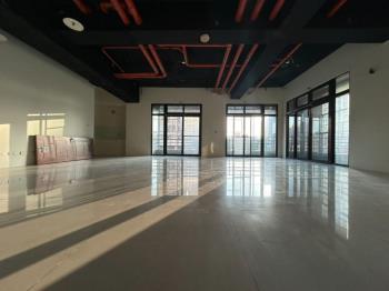 近市區巨城賺錢角間店面