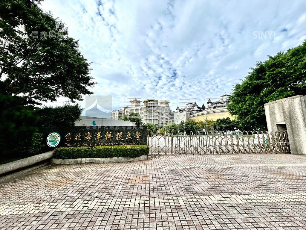 有囍庭院挑高平面車位房屋室內格局與周邊環境