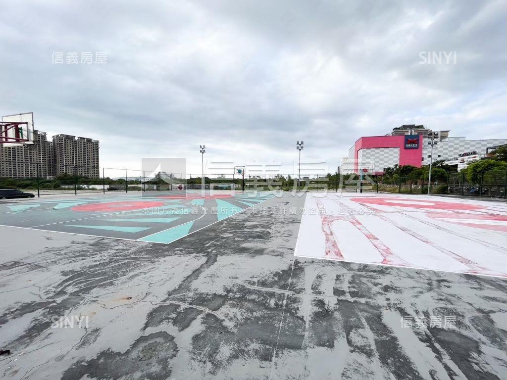 有囍庭院挑高平面車位房屋室內格局與周邊環境