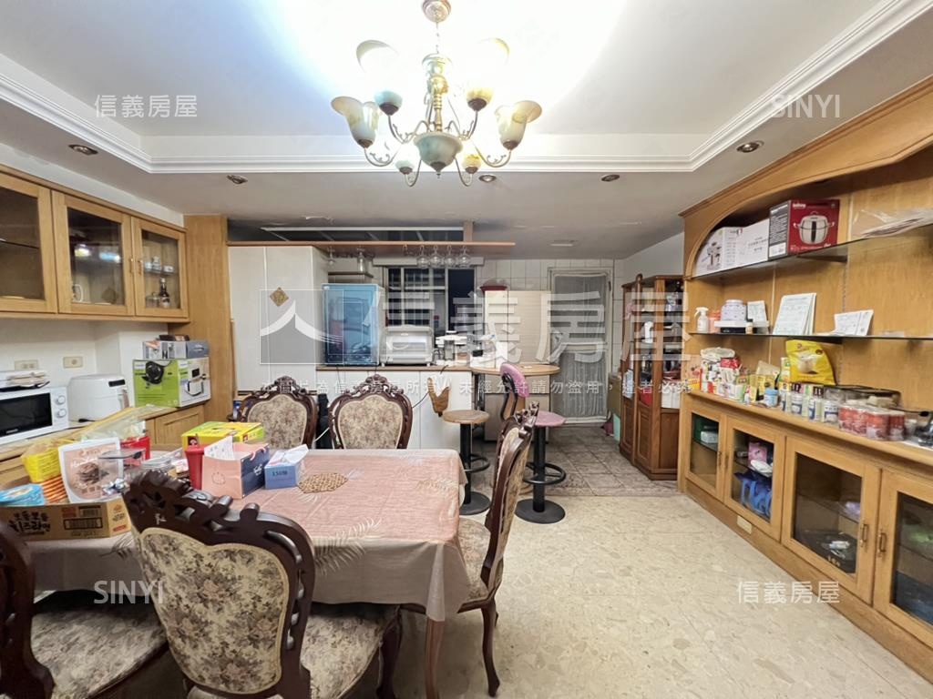 八期歐鄉翠大別墅好停車房屋室內格局與周邊環境