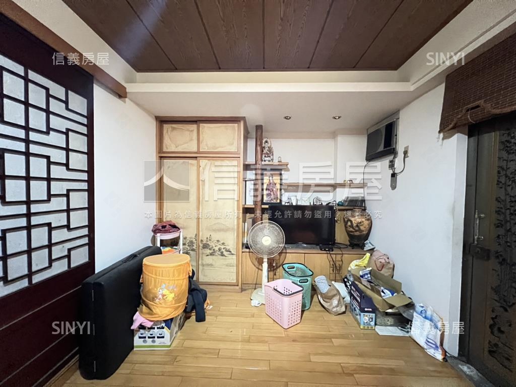 八期歐鄉翠大別墅好停車房屋室內格局與周邊環境