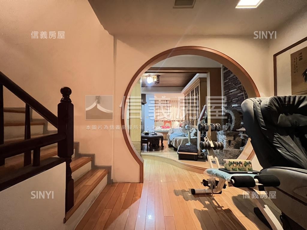 八期歐鄉翠大別墅好停車房屋室內格局與周邊環境