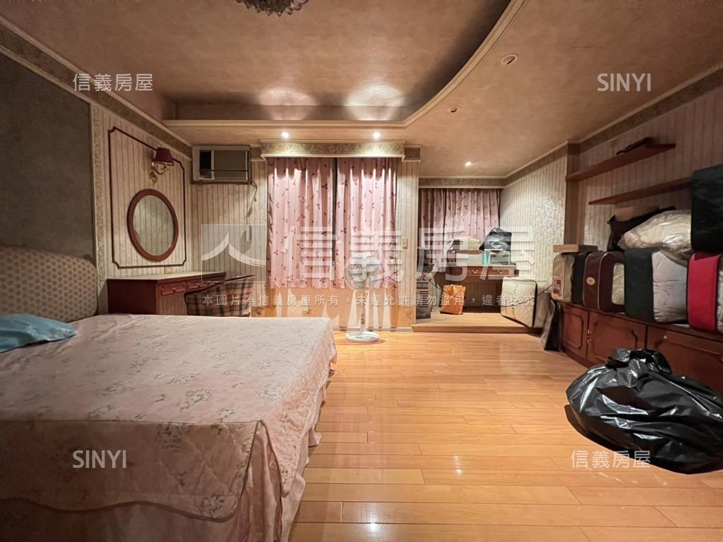 八期歐鄉翠大別墅好停車房屋室內格局與周邊環境