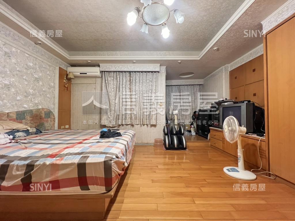 八期歐鄉翠大別墅好停車房屋室內格局與周邊環境