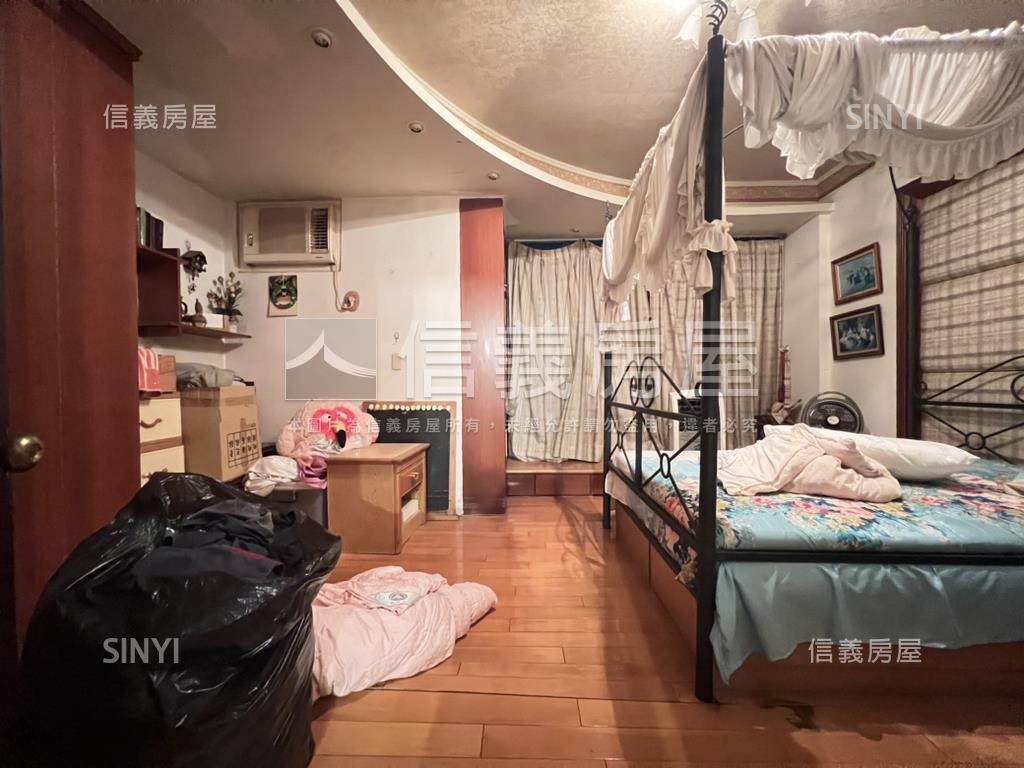 八期歐鄉翠大別墅好停車房屋室內格局與周邊環境