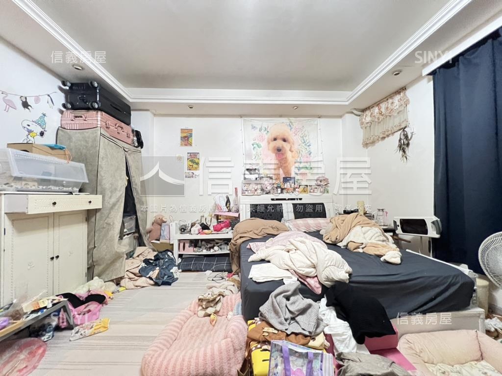 八期歐鄉翠大別墅好停車房屋室內格局與周邊環境