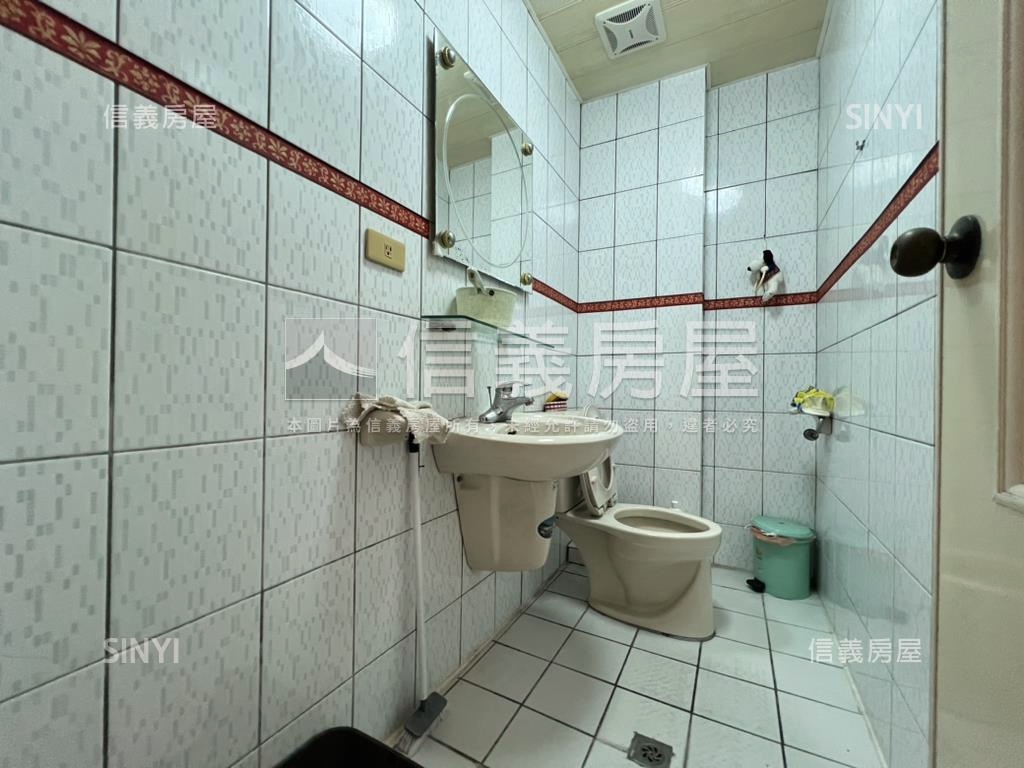 八期歐鄉翠大別墅好停車房屋室內格局與周邊環境