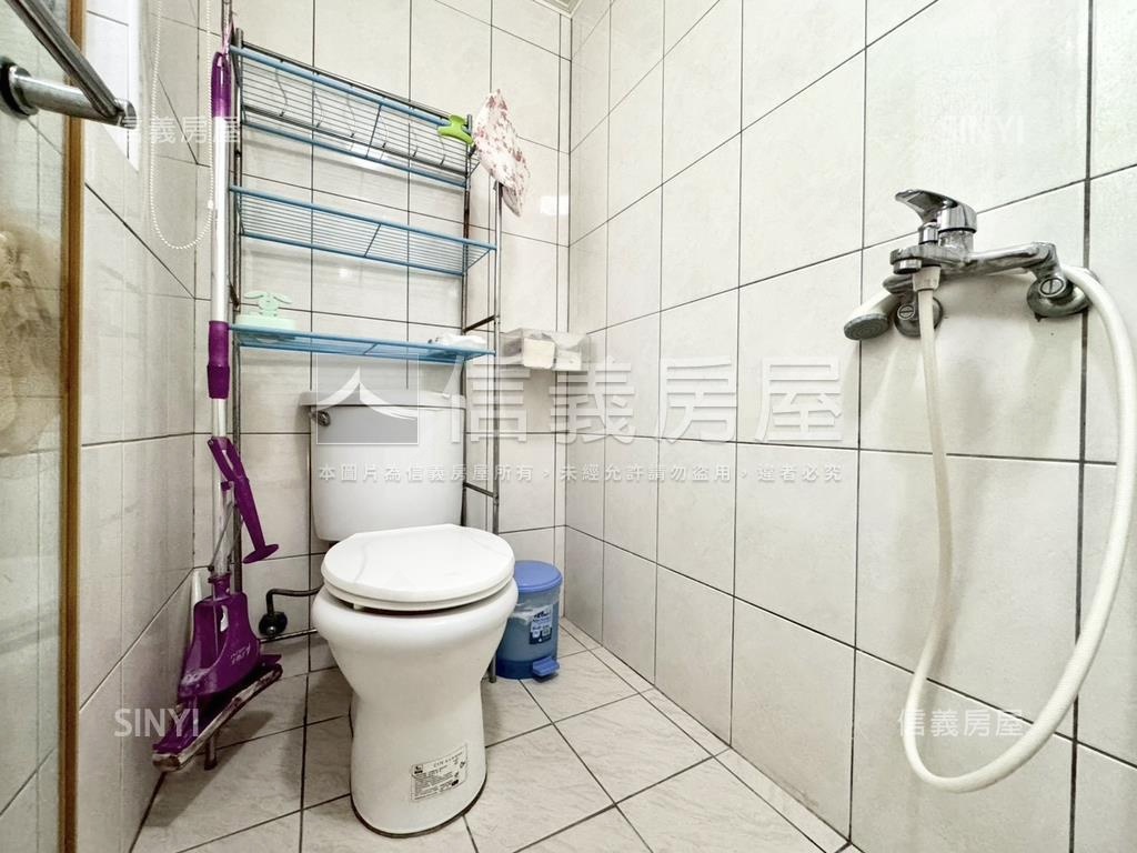 專任！近漢神洲際車位別墅房屋室內格局與周邊環境