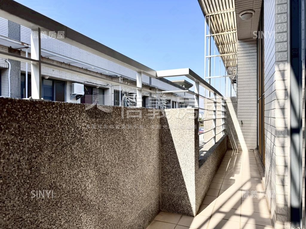 專任！近漢神洲際車位別墅房屋室內格局與周邊環境