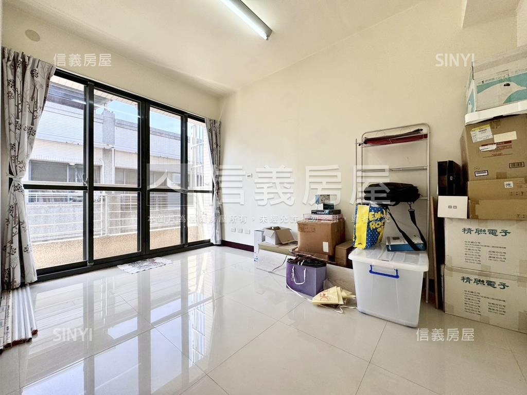 專任！近漢神洲際車位別墅房屋室內格局與周邊環境