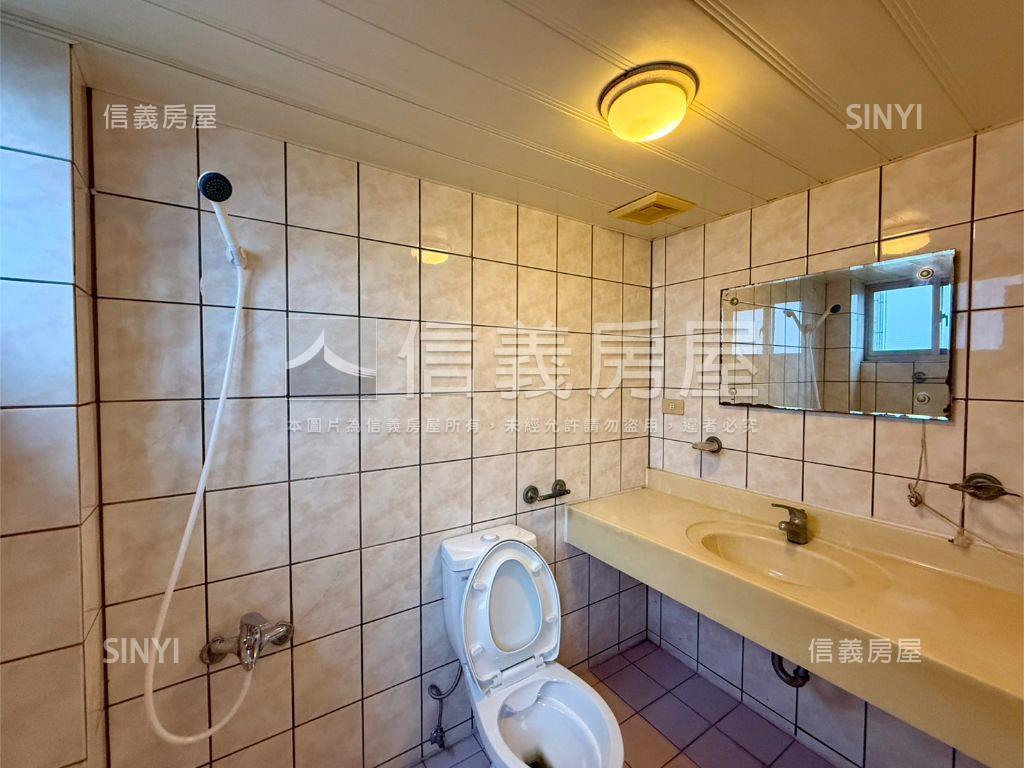 伴吾壯麗山景三房挑高屋房屋室內格局與周邊環境