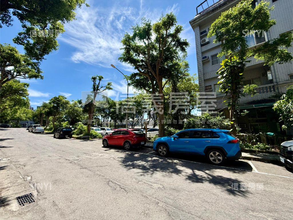伴吾壯麗山景三房挑高吉屋房屋室內格局與周邊環境