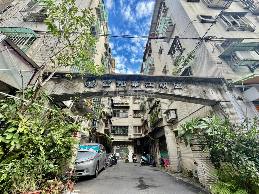 富邦優質公寓二樓房屋室內格局與周邊環境