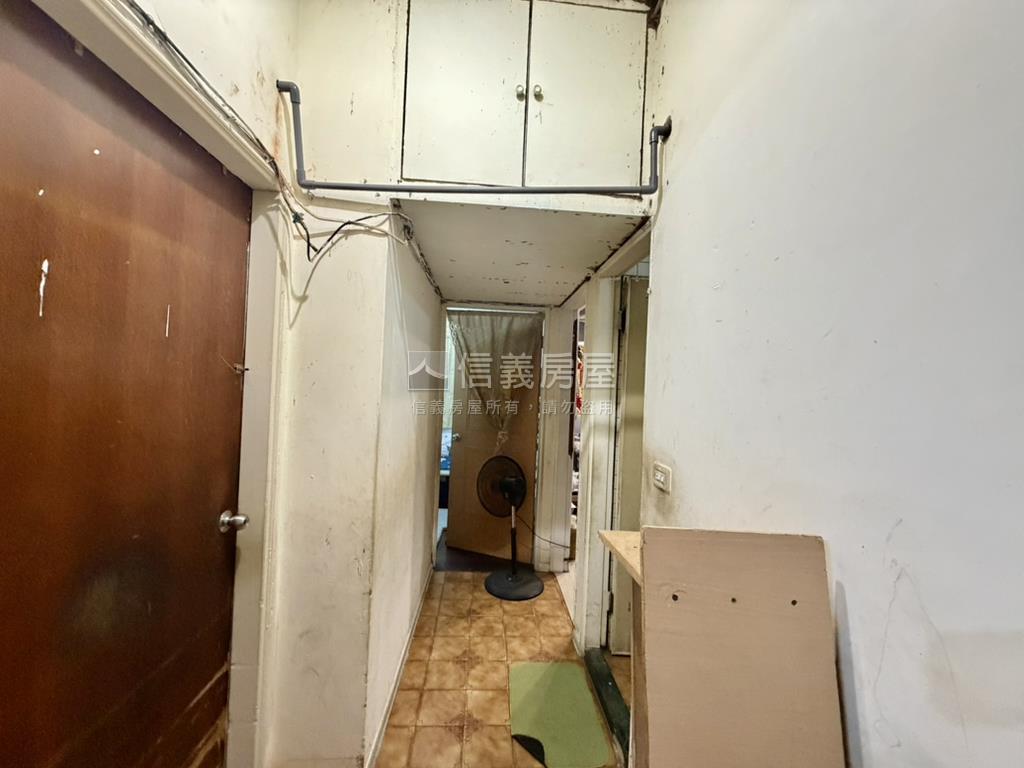 富邦優質公寓二樓房屋室內格局與周邊環境