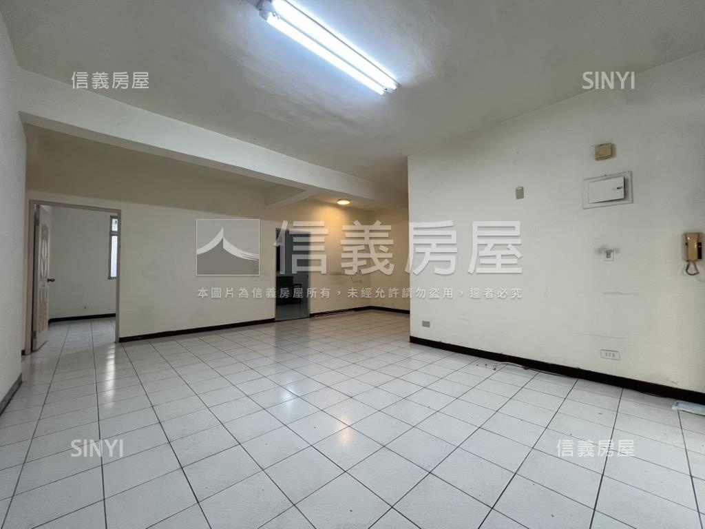 捷運～公園學區公寓３樓房屋室內格局與周邊環境