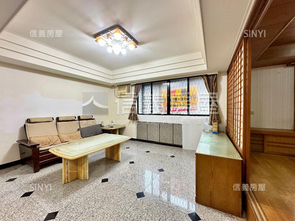 民利華廈大四房房屋室內格局與周邊環境