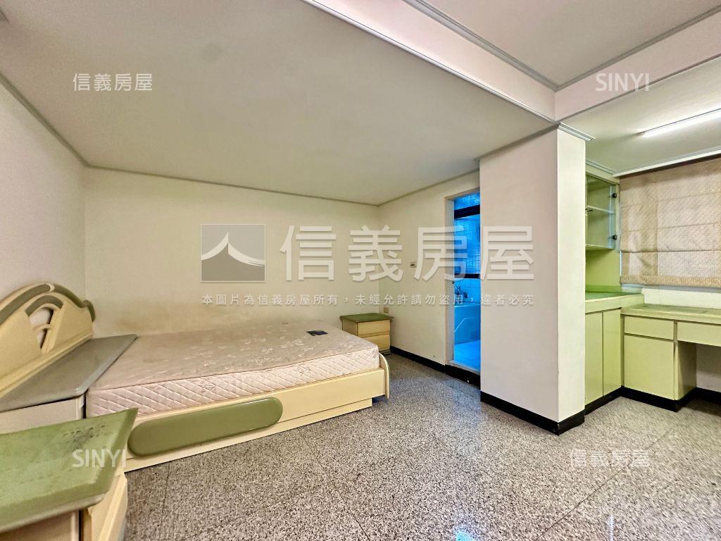 民利華廈大四房房屋室內格局與周邊環境