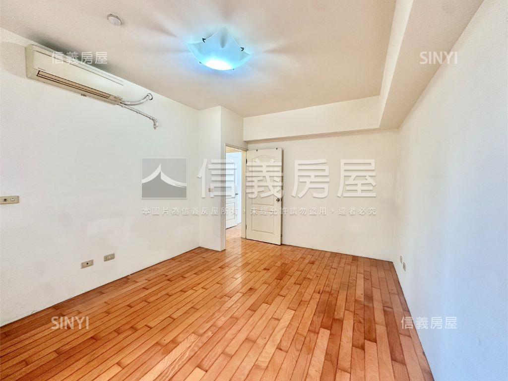 五期近捷運低總價３房平車房屋室內格局與周邊環境