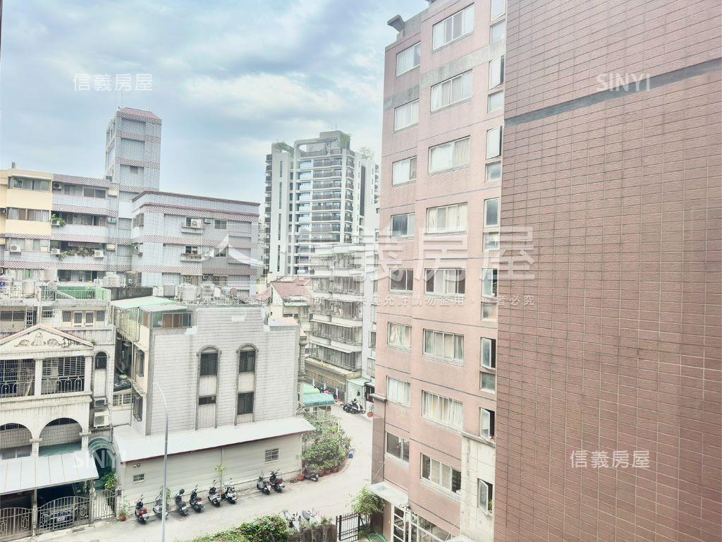 五期近捷運低總價３房平車房屋室內格局與周邊環境