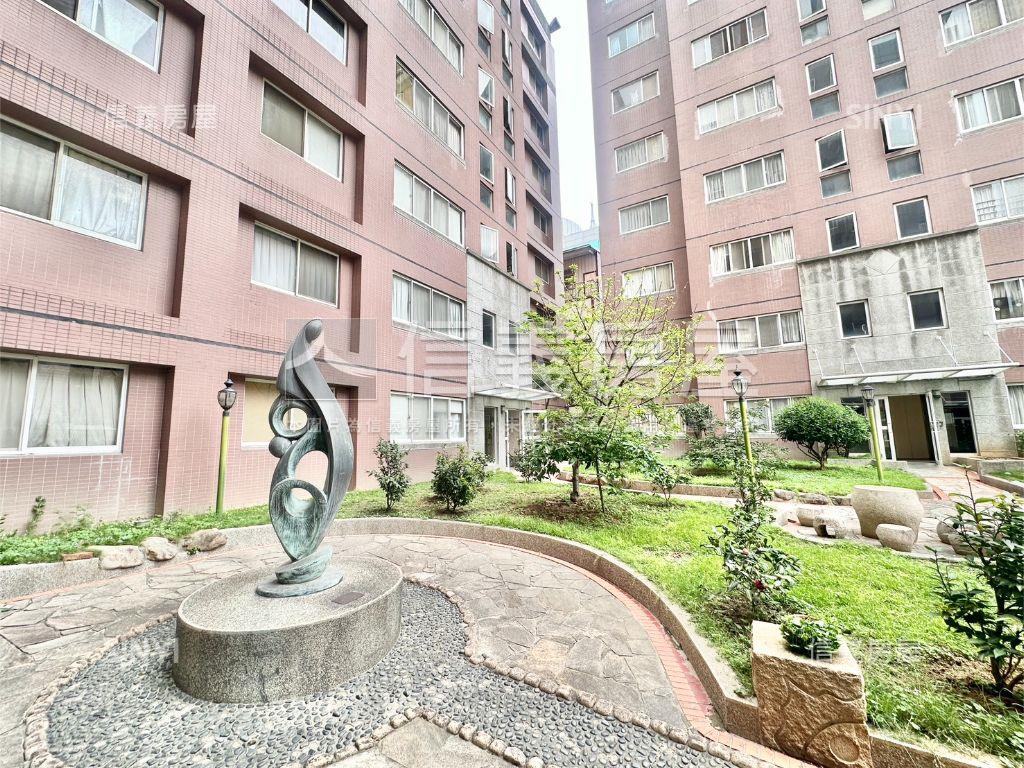 五期近捷運低總價３房平車房屋室內格局與周邊環境