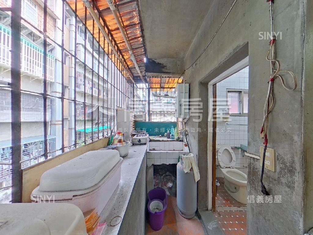 中山路５０５巷三樓房屋室內格局與周邊環境