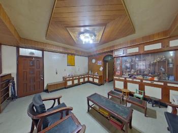 中山路５０５巷三樓