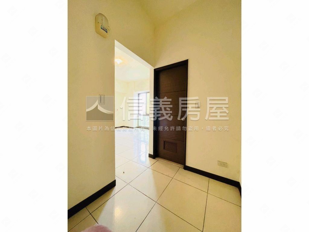匯泰當代電梯大三房房屋室內格局與周邊環境