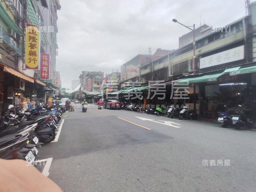 民生頂加公寓房屋室內格局與周邊環境