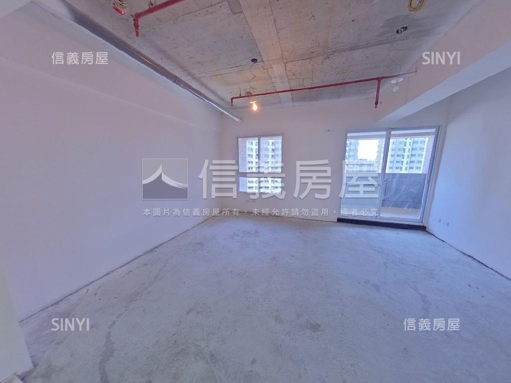 台北灣淡江大橋大戶房屋室內格局與周邊環境