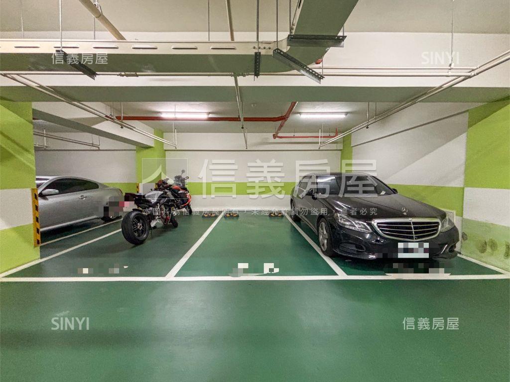 全誠遠見風荷高樓雙平車房屋室內格局與周邊環境