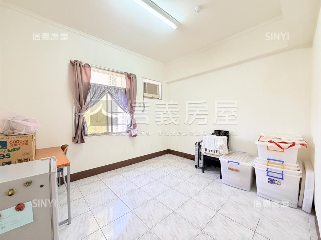 都會公園站方正四房車位房屋室內格局與周邊環境