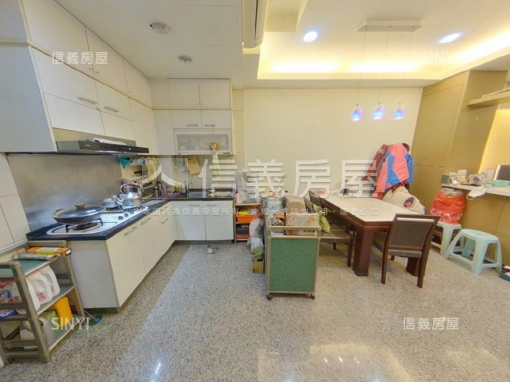 ✦東區震後✦臨路朝南別墅房屋室內格局與周邊環境