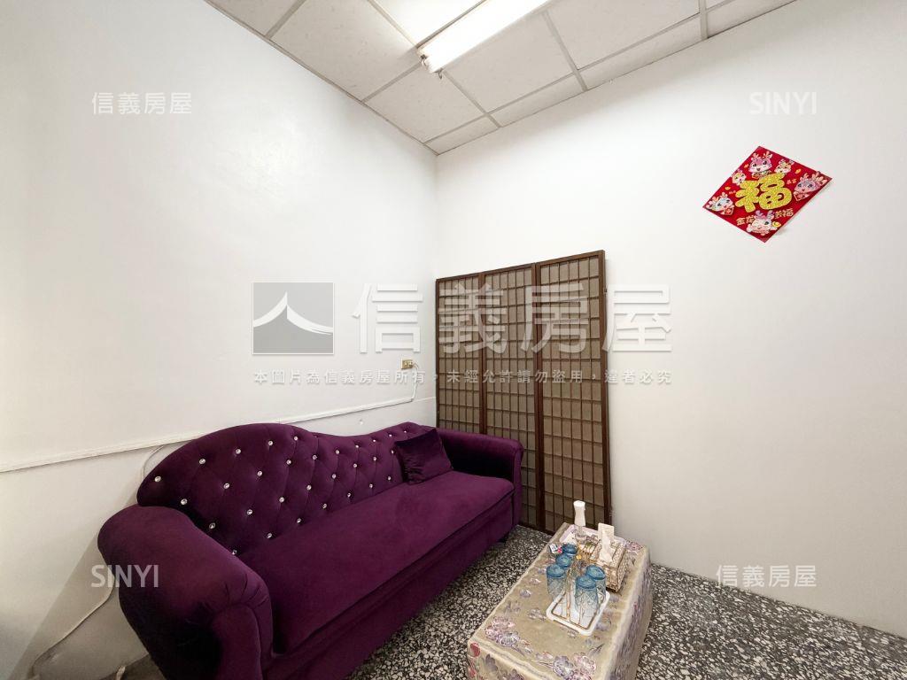 捷運稀有１樓房屋室內格局與周邊環境