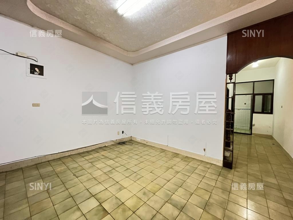 東區傳統格局懷舊透天房屋室內格局與周邊環境