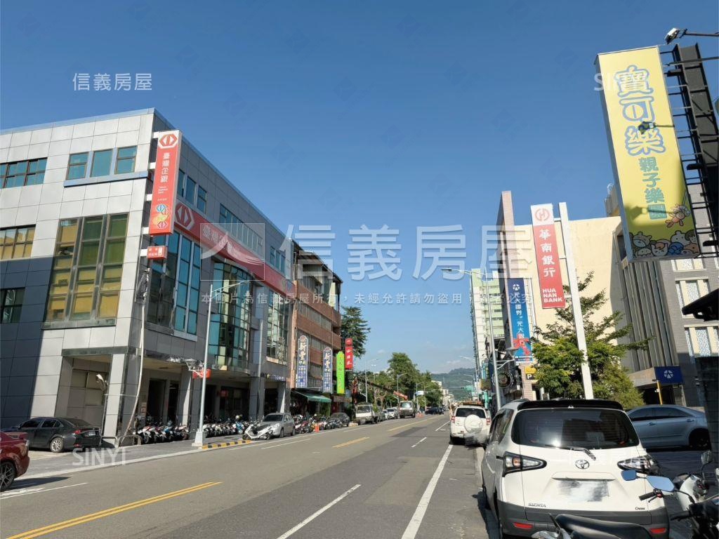 專任新案太平近中興路透天房屋室內格局與周邊環境