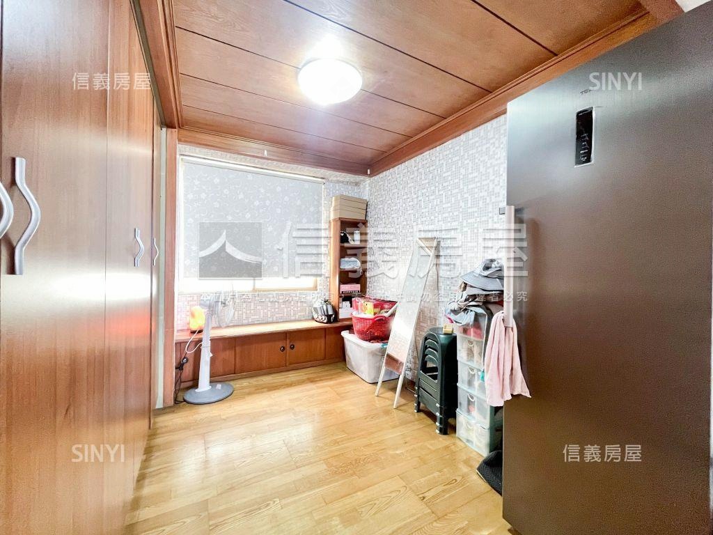 多情巨鎮三房平車房屋室內格局與周邊環境